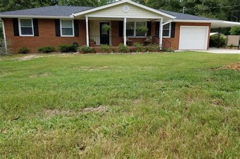 Lowe's north augusta - 1806 Lowe St, North Augusta, SC 29841 is currently not for sale. The 1,235 Square Feet single family home is a 3 beds, 2 baths property. This home was built in 2023 and last sold on 2023-12-18 for $274,900. View more property details, sales history, and Zestimate data on Zillow.